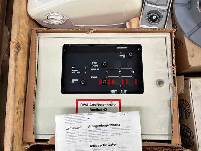 Diverse onderdelen, gereedschappen en accessoires - afbeelding 2 van  10