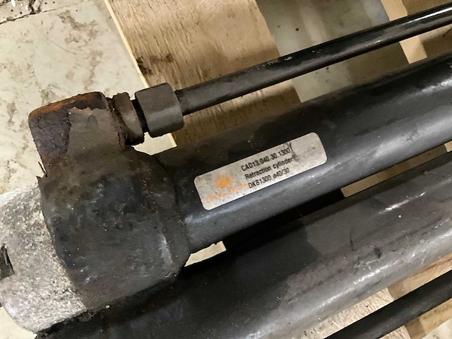 Diverse onderdelen, gereedschappen en accessoires - afbeelding 2 van  2