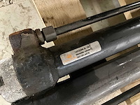 Diverse onderdelen, gereedschappen en accessoires - afbeelding 2 van  2