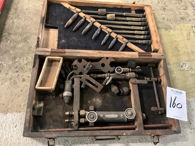 Diverse onderdelen, gereedschappen en accessoires - afbeelding 2 van  3