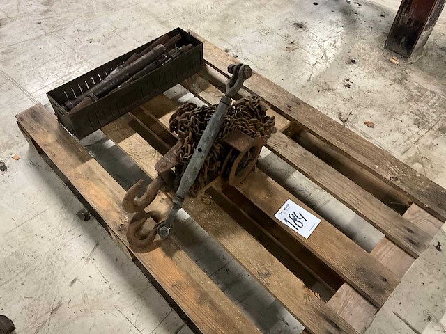 Diverse onderdelen, gereedschappen en accessoires - afbeelding 1 van  7