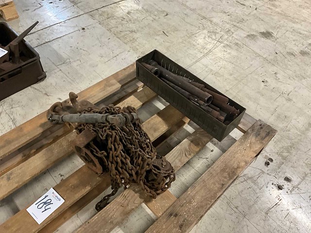 Diverse onderdelen, gereedschappen en accessoires - afbeelding 2 van  7