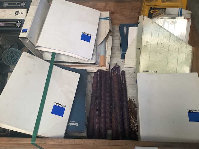 Diverse onderdelen, gereedschappen en accessoires - afbeelding 3 van  3
