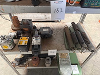 Diverse onderdelen, gereedschappen en accessoires - afbeelding 2 van  2