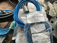 Diverse onderdelen, gereedschappen en accessoires - afbeelding 11 van  29