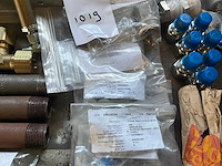 Diverse onderdelen, gereedschappen en accessoires - afbeelding 2 van  9