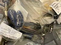 Diverse onderdelen, gereedschappen en accessoires - afbeelding 10 van  11