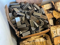 Diverse onderdelen, gereedschappen en accessoires - afbeelding 12 van  12