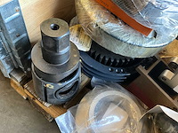 Diverse onderdelen, gereedschappen en accessoires - afbeelding 11 van  11