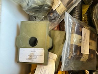 Diverse onderdelen, gereedschappen en accessoires - afbeelding 2 van  16