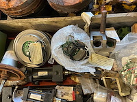 Diverse onderdelen, gereedschappen en accessoires - afbeelding 2 van  20