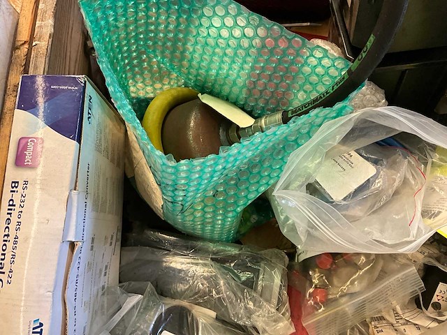 Diverse onderdelen, gereedschappen en accessoires - afbeelding 13 van  18