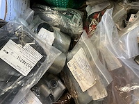 Diverse onderdelen, gereedschappen en accessoires - afbeelding 15 van  18