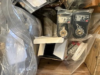 Diverse onderdelen, gereedschappen en accessoires - afbeelding 16 van  18