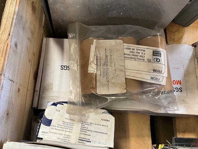 Diverse onderdelen, gereedschappen en accessoires - afbeelding 12 van  15