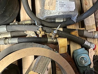 Diverse onderdelen, gereedschappen en accessoires - afbeelding 3 van  9