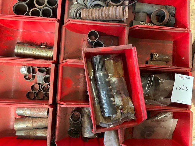 Diverse onderdelen, gereedschappen en accessoires - afbeelding 2 van  5