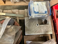 Diverse onderdelen, gereedschappen en accessoires - afbeelding 4 van  8