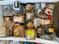 Diverse onderdelen, gereedschappen en accessoires - afbeelding 1 van  13