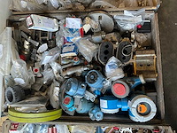 Diverse onderdelen, gereedschappen en accessoires - afbeelding 1 van  12