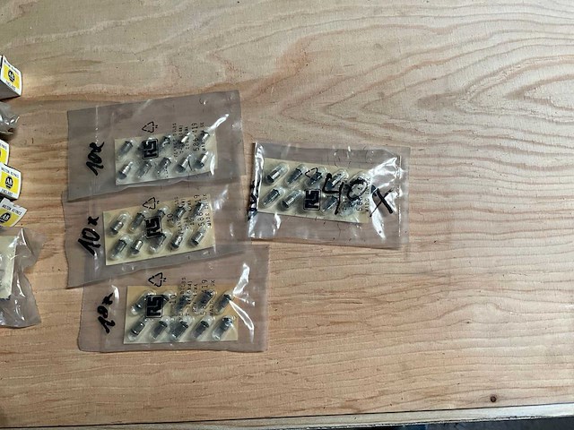 Diverse onderdelen, gereedschappen en accessoires - afbeelding 37 van  73