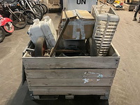 Diverse onderdelen, gereedschappen en accessoires - afbeelding 1 van  7