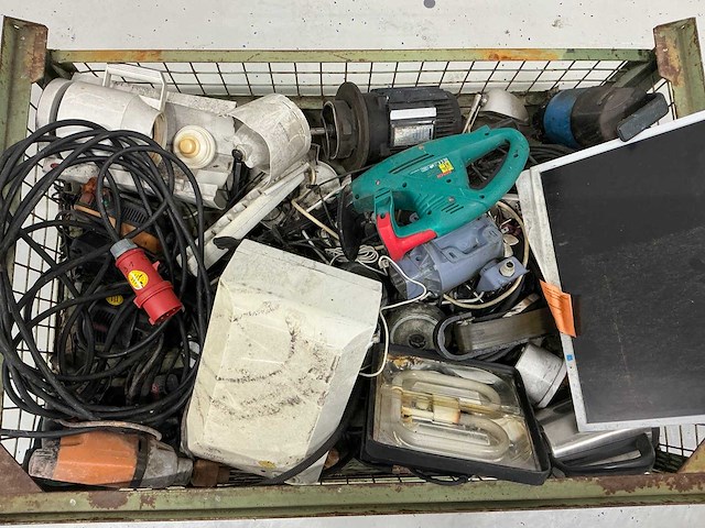 Diverse onderdelen, gereedschappen en accessoires - afbeelding 4 van  38