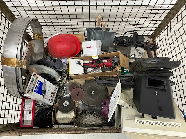 Diverse onderdelen, gereedschappen en accessoires - afbeelding 17 van  38