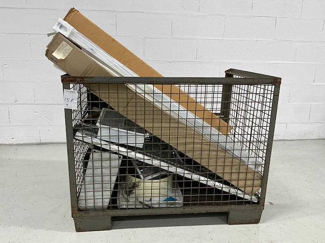 Diverse onderdelen, gereedschappen en accessoires - afbeelding 26 van  38