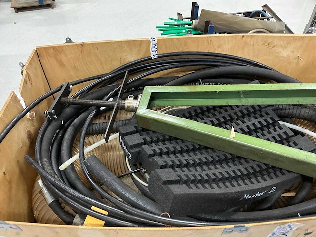 Diverse onderdelen, gereedschappen en accessoires - afbeelding 32 van  38