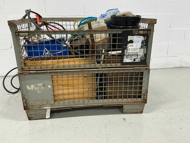 Diverse onderdelen, gereedschappen en accessoires - afbeelding 37 van  38