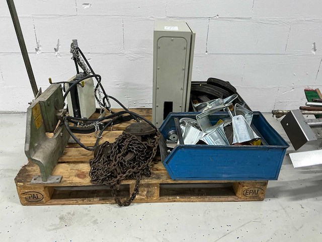 Diverse onderdelen, gereedschappen en accessoires - afbeelding 5 van  16