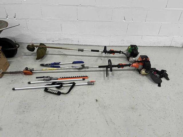 Diverse onderdelen, gereedschappen en accessoires - afbeelding 9 van  16