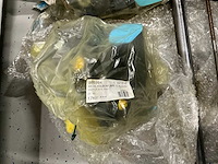 Diverse onderdelen, gereedschappen en accessoires - afbeelding 4 van  4