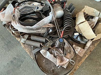 Diverse onderdelen, gereedschappen en accessoires - afbeelding 1 van  2