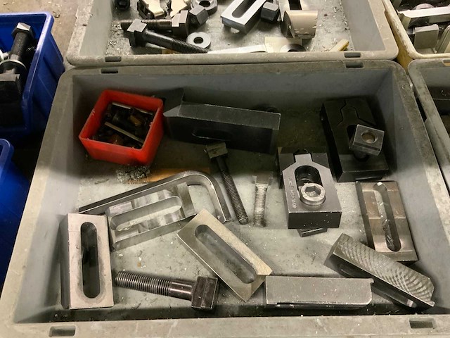 Diverse onderdelen, gereedschappen en accessoires - afbeelding 6 van  8