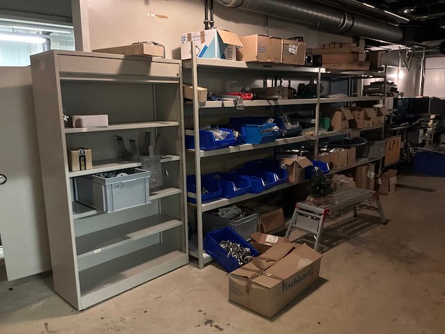 Diverse onderdelen, gereedschappen en accessoires - afbeelding 4 van  34