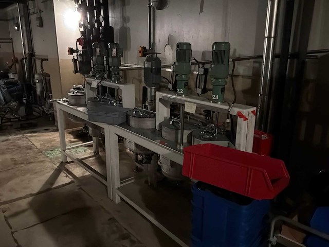 Diverse onderdelen, gereedschappen en accessoires - afbeelding 11 van  34