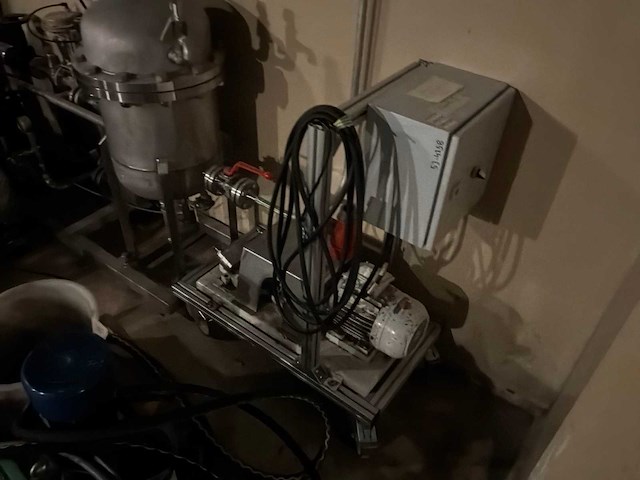 Diverse onderdelen, gereedschappen en accessoires - afbeelding 19 van  34