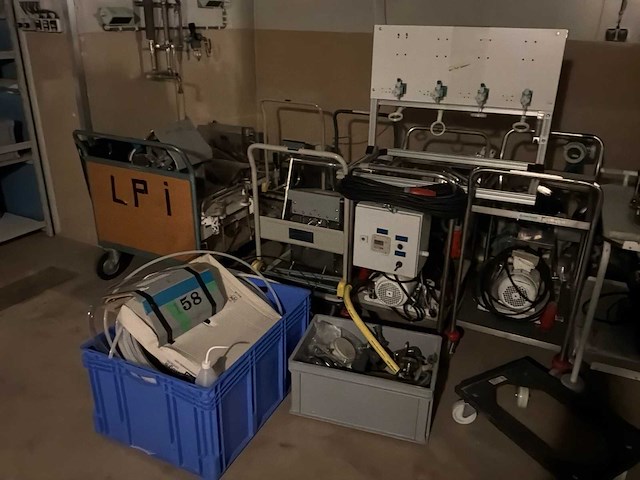 Diverse onderdelen, gereedschappen en accessoires - afbeelding 28 van  34