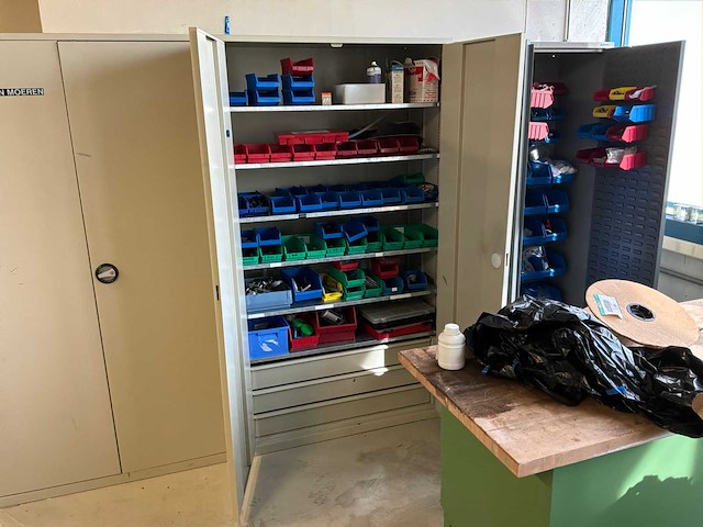 Diverse onderdelen, gereedschappen en accessoires - afbeelding 24 van  32