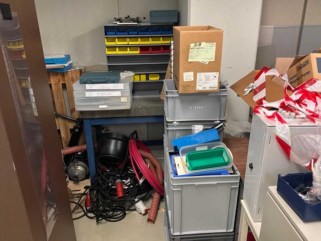 Diverse onderdelen, gereedschappen en accessoires - afbeelding 4 van  13