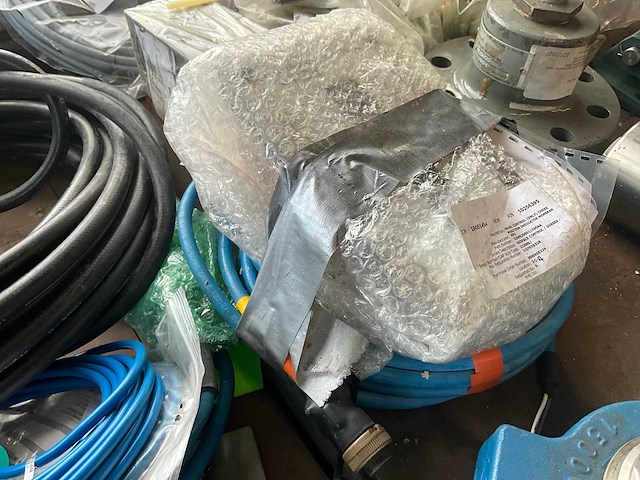 Diverse onderdelen, gereedschappen en accessoires - afbeelding 6 van  29