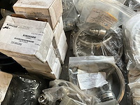 Diverse onderdelen, gereedschappen en accessoires - afbeelding 11 van  12