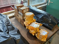 Diverse onderdelen, gereedschappen en accessoires - afbeelding 1 van  6