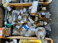 Diverse onderdelen, gereedschappen en accessoires - afbeelding 1 van  11