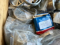 Diverse onderdelen, gereedschappen en accessoires - afbeelding 10 van  11