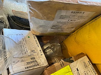 Diverse onderdelen, gereedschappen en accessoires - afbeelding 4 van  17