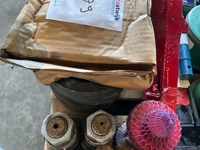 Diverse onderdelen, gereedschappen en accessoires - afbeelding 3 van  11
