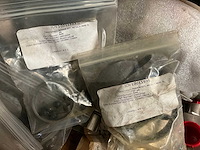 Diverse onderdelen, gereedschappen en accessoires - afbeelding 2 van  14